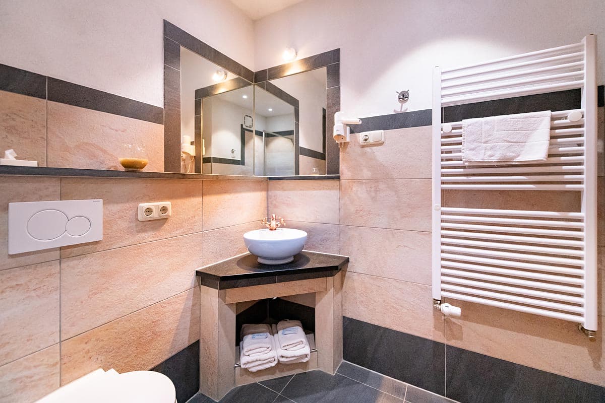 Zimmer Atlantis image 3