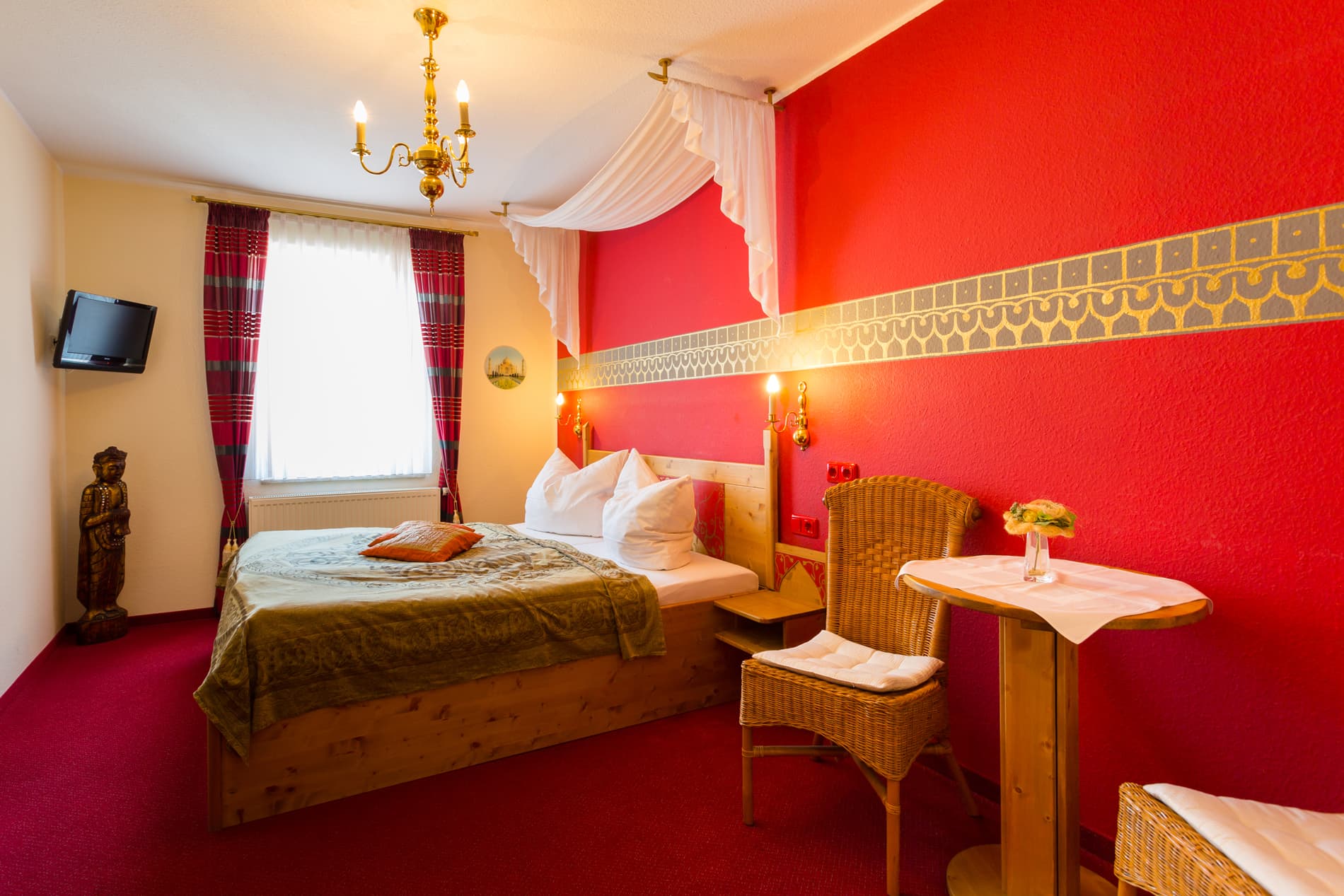 Zimmer Taj Mahal image 1