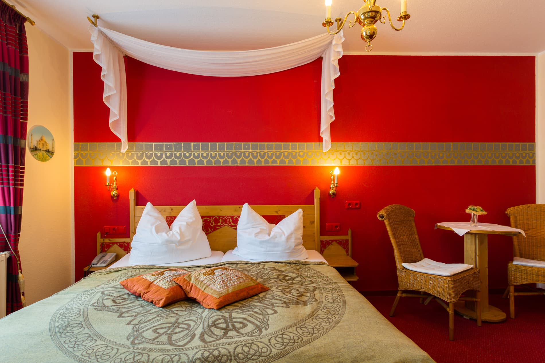 Zimmer Taj Mahal image 5