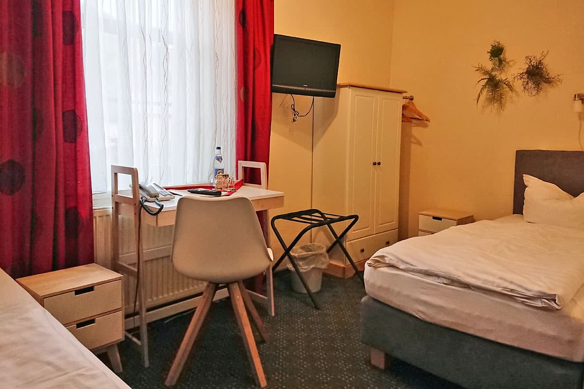 Zimmer Flora image 2